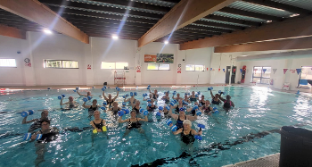 Photo of people doing excercise in the active torridge pool
