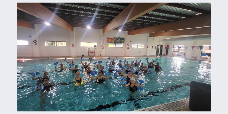 Photo of people doing excercise in the active torridge pool