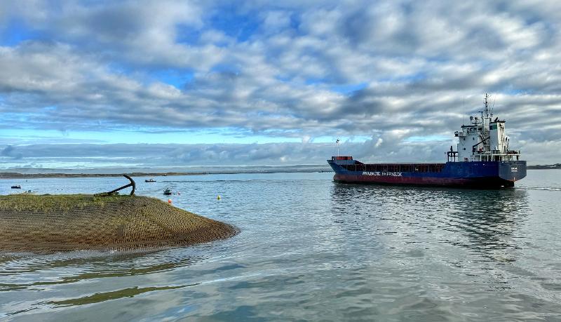 'Rix Sail', a ninety-one-metre bulk cargo ship, arriving at Newquay dock in Appledore
